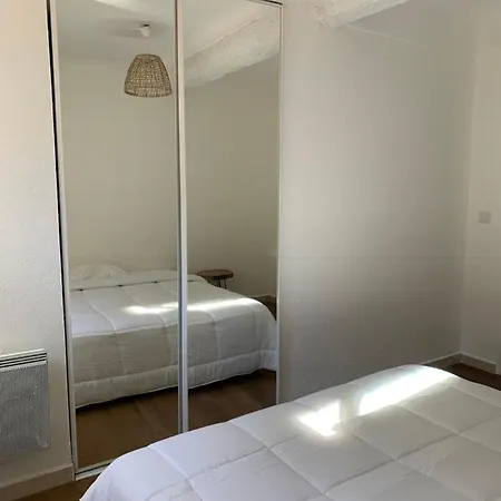 Apartment Superbe 3 Pieces Situe Dans Le Vieux-nice *